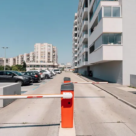 Luminous Living Appartement