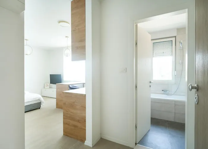 Luminous Living * Ζαντάρ